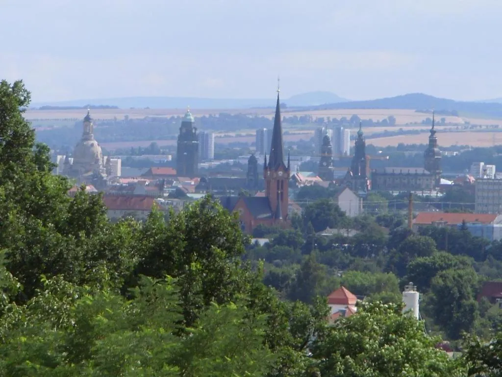 Ferienwohnung Dresden-Trachenberge-Stadtblick ドイツ